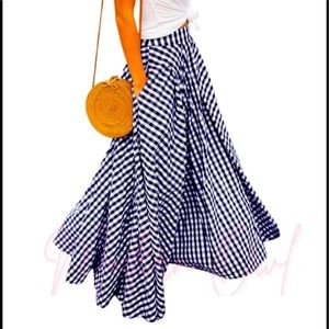 NWT Checkered Full Maxi Skirt with pockets